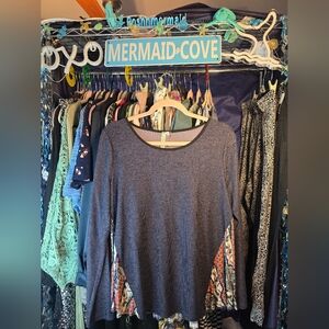 #0280 Large Preloved ANDREE BLUE Blouse Navy/Floral Swing 22-23"ptp 26-27.5"Long